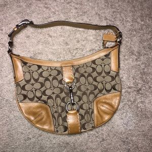 *NWOT COACH signature Hampton jacquard hobo bag✨